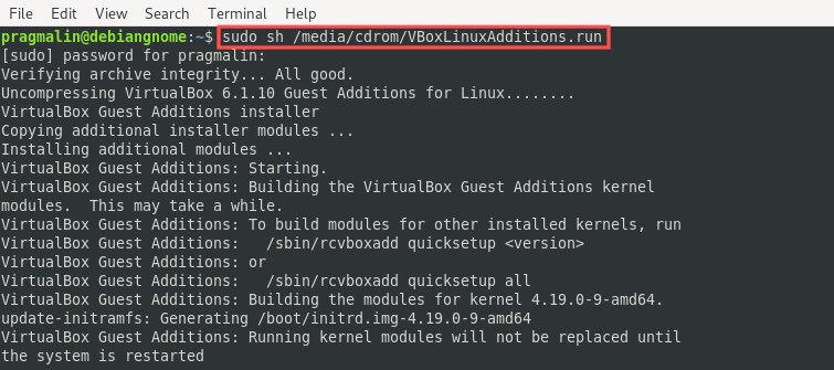 Terminal screenshot that shows how to install the VirtualBox guest additions in Debian.