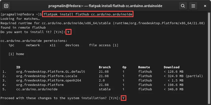 Terminal screenshot that shows you how to install the Arduino IDE as a Flatpak on your Linux system.